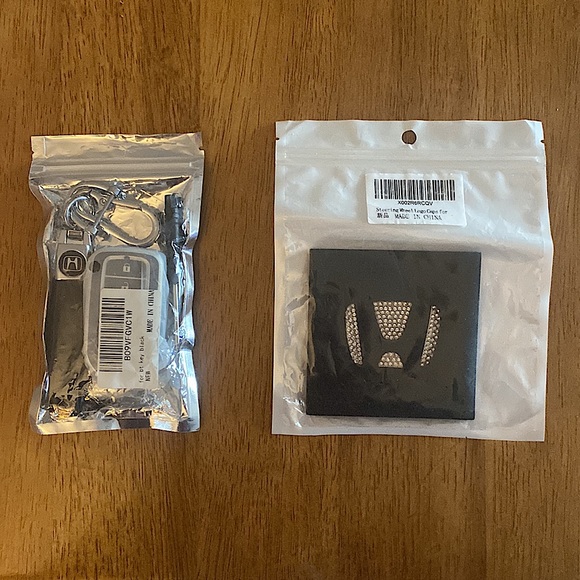 NEW 7pc HONDA Accessories - Picture 4 of 12